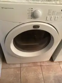 Fridgadaire clothes dryer