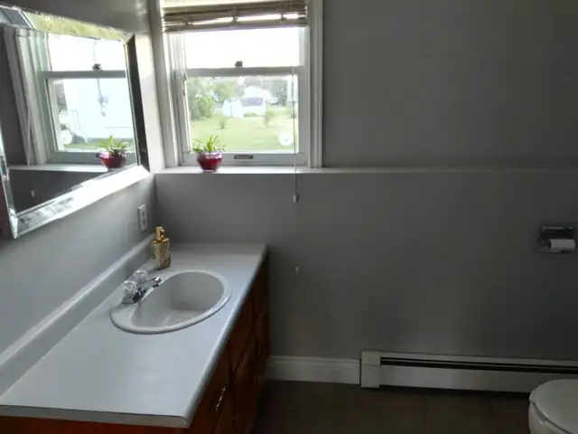 Comfortable and convenient two bedrooms, one living room, one ki in Room Rentals & Roommates in Charlottetown - Image 6