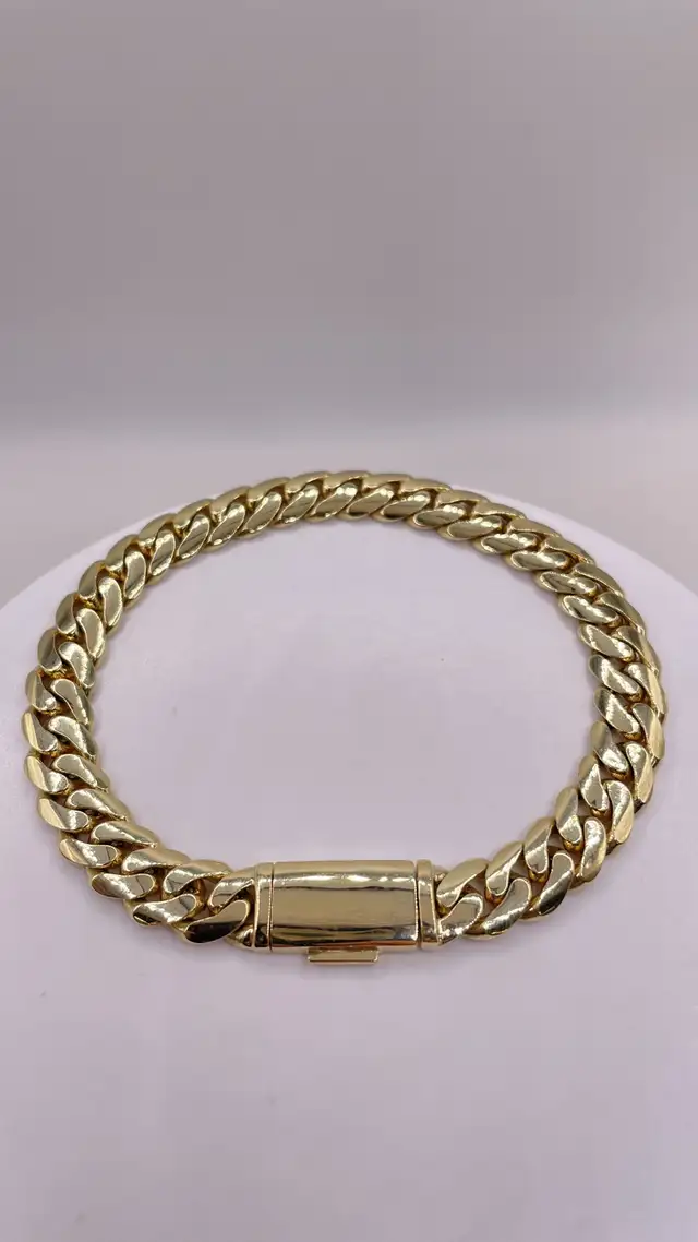 9.0mm Solid Miami Cuban Link Chain/Bracelet In 10 KT Yellow Gold in Jewellery & Watches in City of Toronto - Image 6