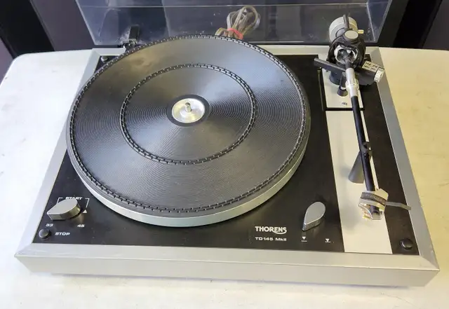 THORENS TD145 MK2 TURNTABLE in Stereo Systems & Home Theatre in City of Toronto - Image 3