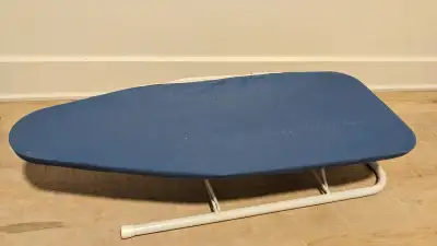 Planche à repasser bleue Foldable Compact Blue Ironing Board, View more