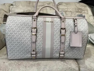 Sac de voyage Michael Kors, View more