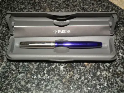 Parker Frontier Roller Ball Pen Purple Metalic in case, View more