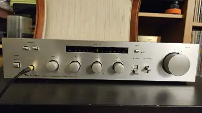 Vintage TECHNICS SU-8011 excellent condition, price drop, View more