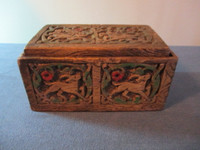 VINTAGE HAND CARVED RESIN TRINKET JEWELRY BOX-1950/60'S-RARE!
