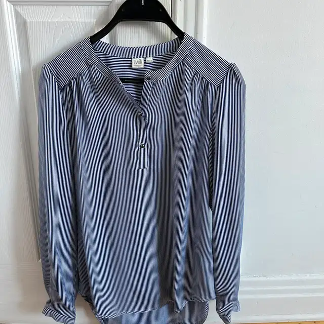 Simons blue and white stripe blouse63234499169155121