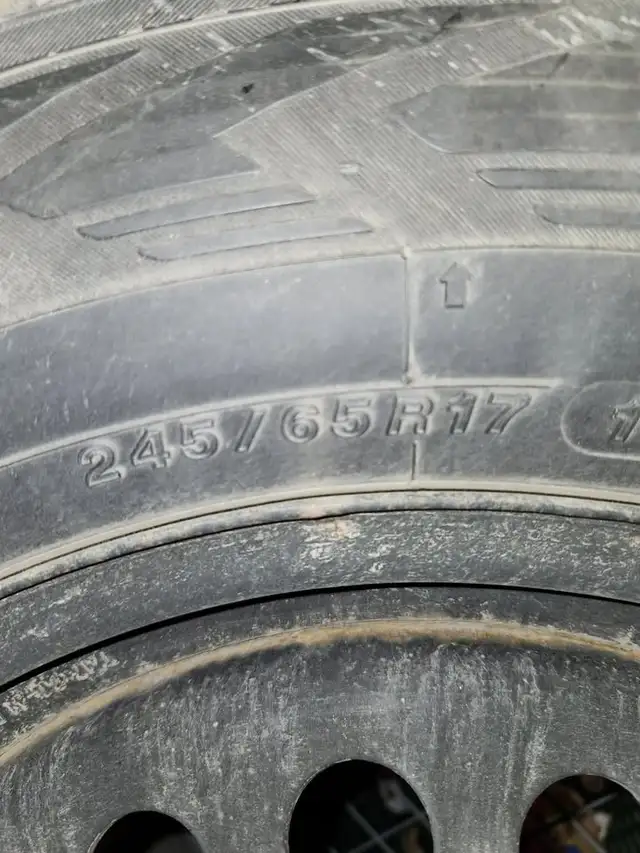 Pneus YOKOHAMA 245/65/R17 in Tires & Rims in Québec City - Image 5