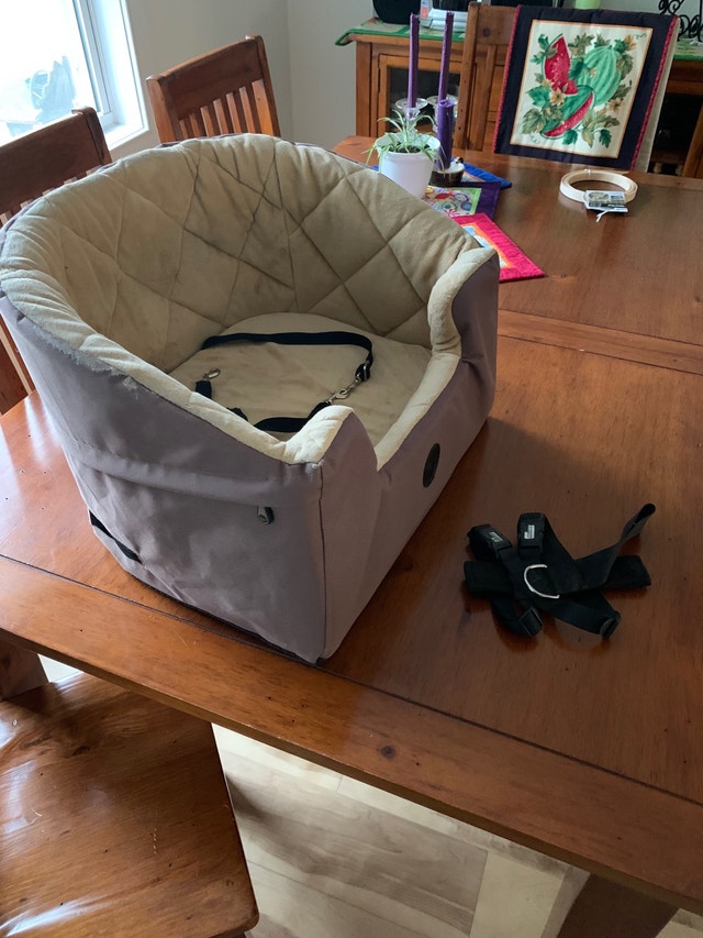 Dog Booster Car Seat Accessories Annapolis Valley Kijiji