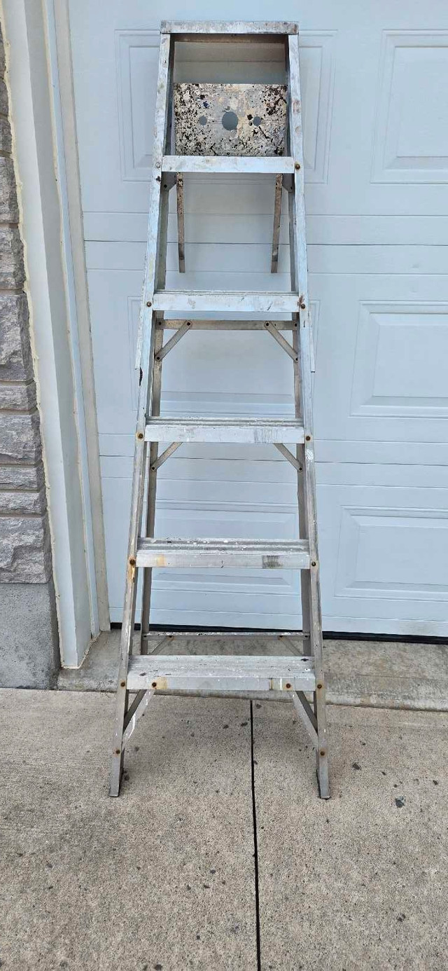 Aluminum Ladder in Ladders & Scaffolding in St. Catharines