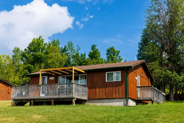 Buckhorn 2 Bedroom Cottage - Resort in Kawarthas starting $160 in Ontario in Canada - Image 6