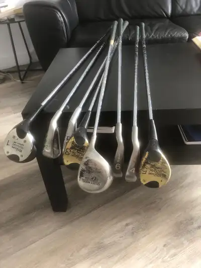 vieux bâtons de golf , View more