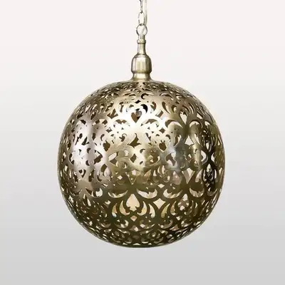 Oriental Lantern / Lanterne Orientale, View more