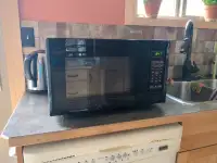 Microwave $ 100