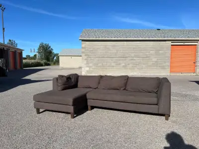 Message me if interested it’s in good condition no issues at all. The price is negotiable and we do...