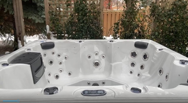 Door Crasher Sale! New 8 Seaters- Fully Loaded- Free Delivery RF in Hot Tubs & Pools in Renfrew - Image 2