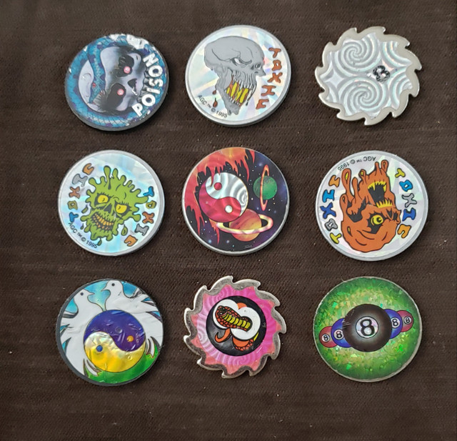 9 Vintage Pog Slammers in Arts & Collectibles in Ottawa