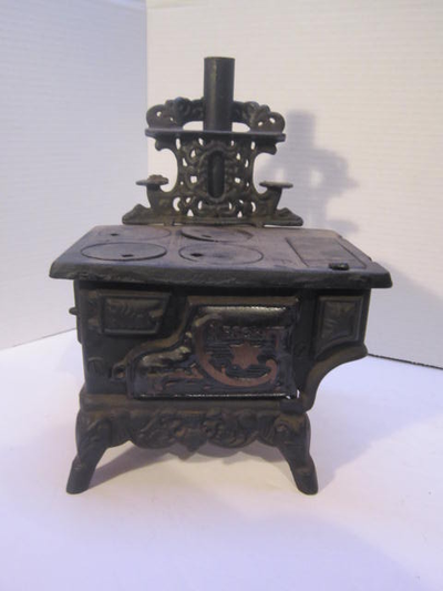 Cast Iron ~ Child Size ~ Stove with Pots & Pans ~ Incomplete, View more