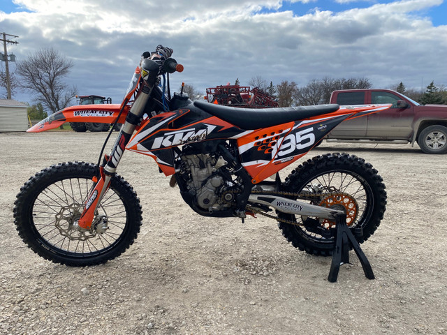 2019 ktm 250 sxf  in Dirt Bikes & Motocross in Winnipeg - Image 2