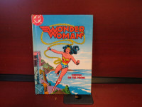 Wonder Woman Fisher Price Book DC Comics Cheetah on the Prowl
