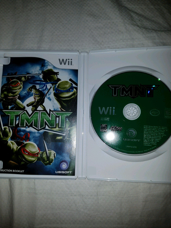 WII TMNT COMPLETE. in Nintendo Wii in Barrie - Image 2