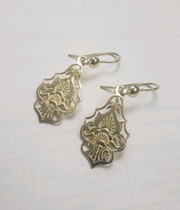 14k Solid Gold dangle filigree earrings