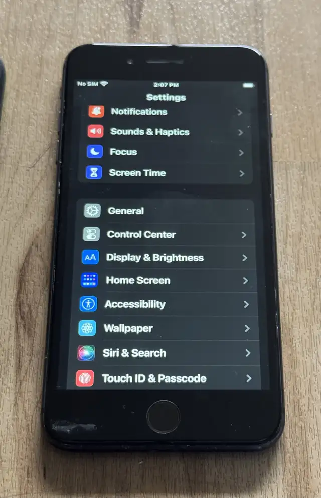IPhone 8 Plus for sale in Cell Phones in Penticton - Image 4