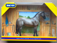 Breyer Classics Sport Horse 685 “Jet Run”