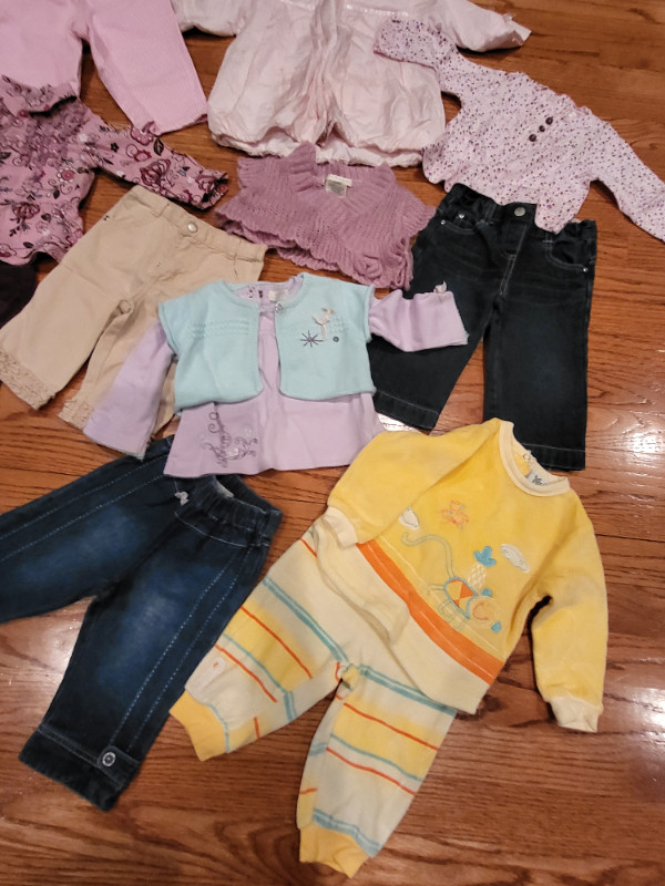 Vetements bébé - 9 mois dans Vêtements - 9 à 12 mois  à Laval/Rive Nord - Image 3