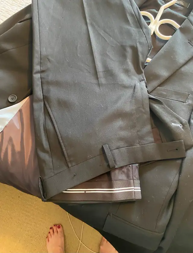Men’s Suit in Men's in St. Albert - Image 7