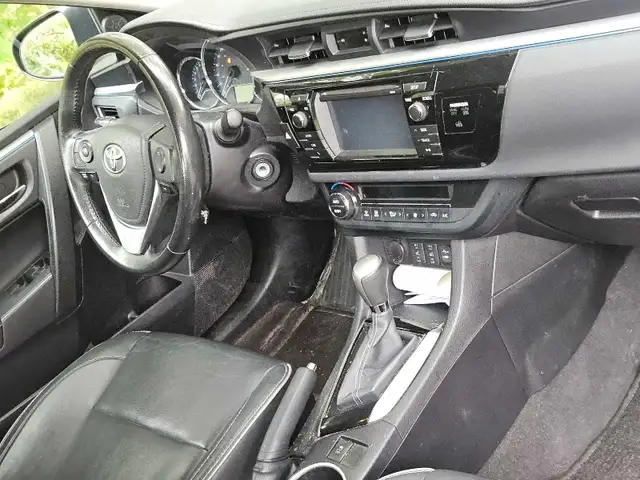 2014 Toyota Corolla LE 593713751497779204