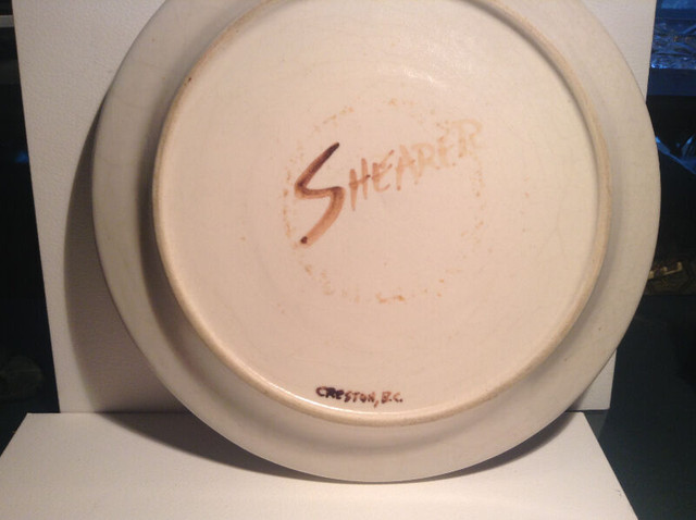 Vintage Ceramic Plate Canada BC in Arts & Collectibles in Vancouver - Image 3