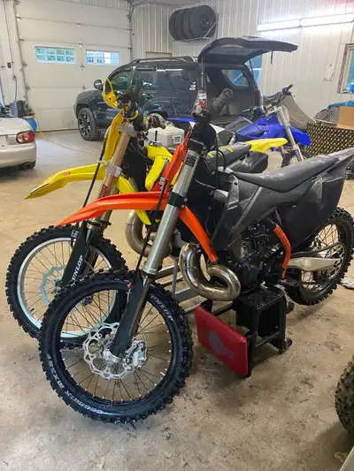 Got two bikes, this one has to go. If you’re interested come look at it.