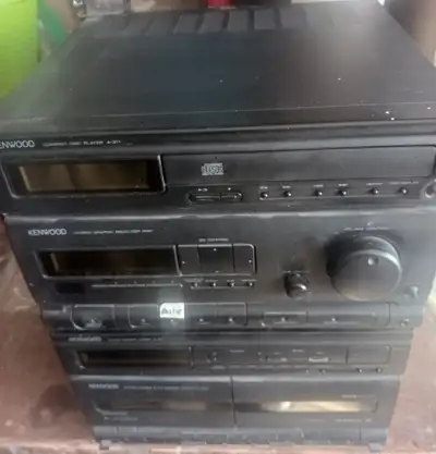 Kenwood UD-3 Bookshelf HI-FI Stereo System, View more