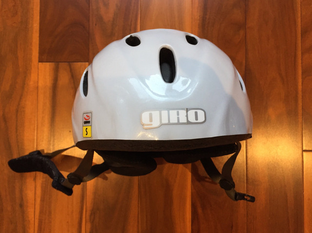 GIRO SKI Sports Helmet, Size S in Ski in City of Toronto