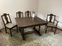 Antique Butterfly Leaf Dining Table/Chair Set