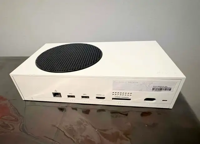 Xbox series s avec hdd seagate 2 to in Xbox Series X & S in City of Montréal - Image 4