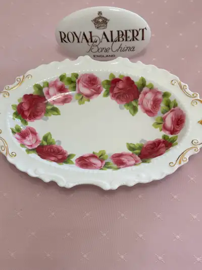 Old English Rose Royal Albert made in England.Asking price : $75, View more