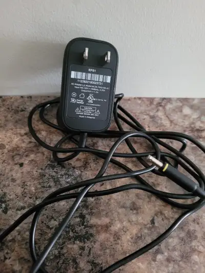 Power supply adapter Pick up only in South St.Vital Cash no e transfer