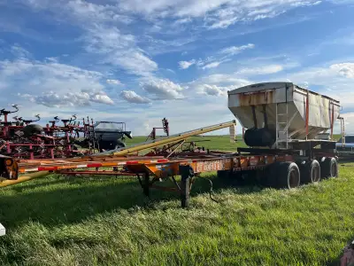 Trailer is 2001 lode king, currently set for 40’ shipping container but extends to 53’. Believe it w...