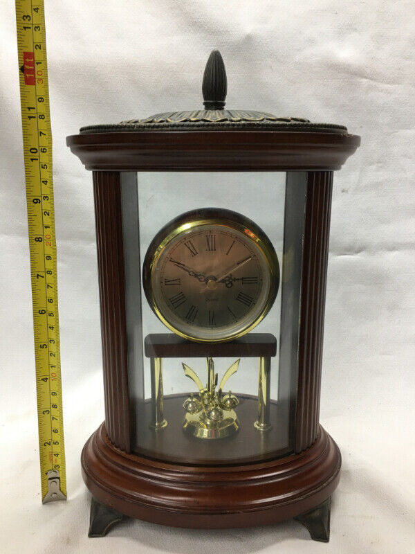 Bombay Co. Oval Anniversary 2004 Mahogany Clock in Arts & Collectibles in St. Catharines
