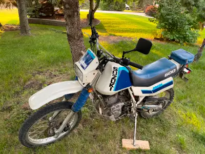 1986 Suzuki DR600, 30k, Saftied a few months ago, Keihin Carb aprox 5 yrs ago, Have original carb, F...