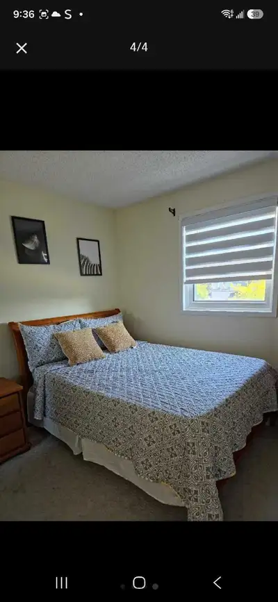 Private Room for Rent ( Female Only) Intersection - Townline & Nash Rd Private room available for re...