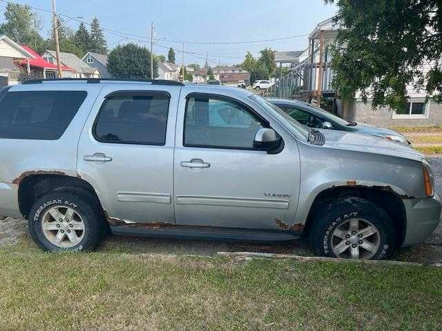 2011 GMC YUKON AS IS in Cars & Trucks in North Bay - Image 2