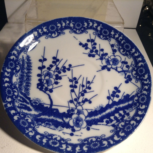 Blue White Porcelain Dish Mark Nippon Tokusei in Arts & Collectibles in Vancouver