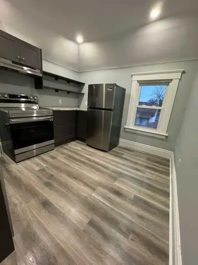 Fully renovated 2Br Upper unit of home with stainless appliances and walk in shower. Utilities inclu...