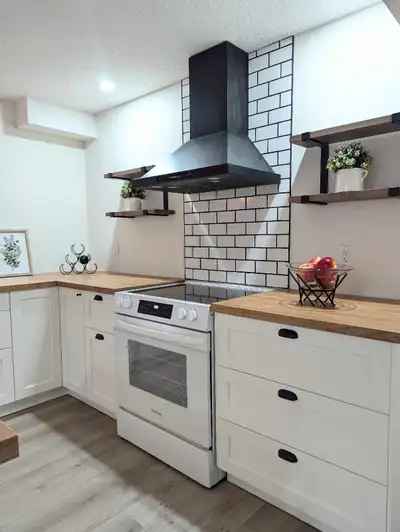 2 Bedroom Unit - Available in September