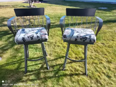bar stools, View more