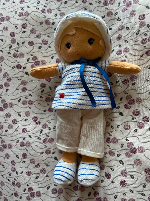 Petite poupée Kaloo neuve (t188) dans Jouets et jeux  à Ville de Montréal - Image 4