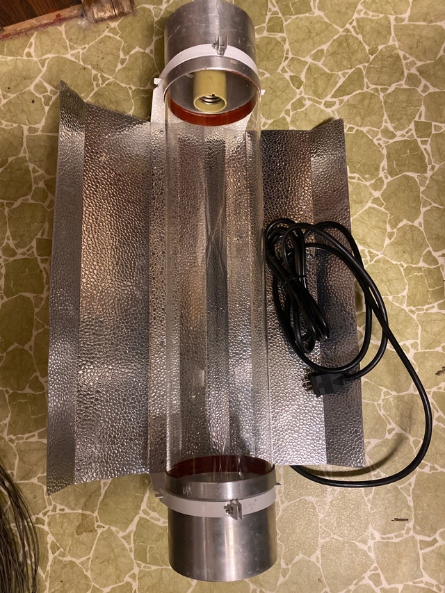 Grow Light Cool Tube Fixtures Free Stuff ChathamKent Kijiji