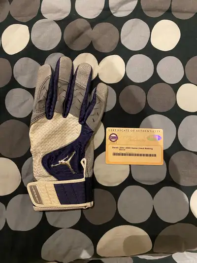 Derek jeter game used batting glove from 2009 with Steiner COA, View more